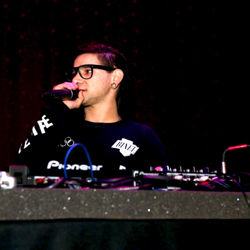 The DJ’s Least Utilized Superpower: The Microphone